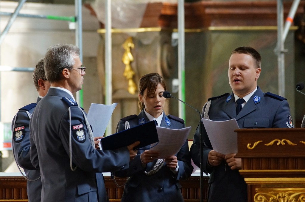 Dolnośląscy policjanci modlili się w Legnickim Polu