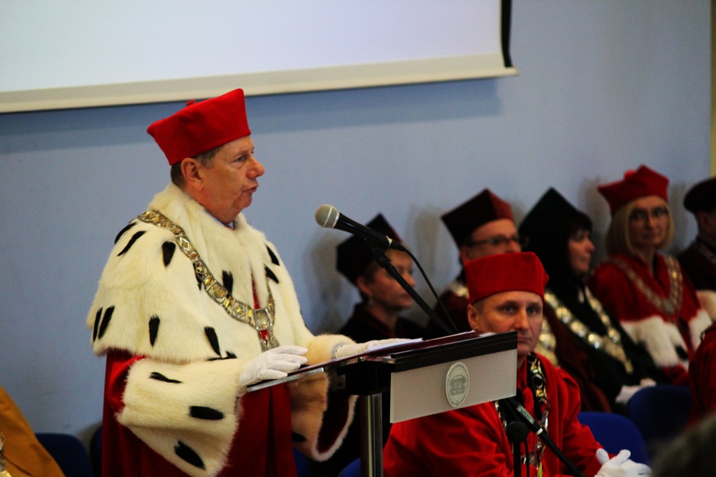 Gaudeamus igitur w legnickiej PWSZ