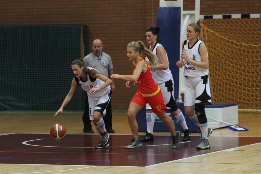 UKS Ekonom przegrał, ale wstydu nie przyniósł