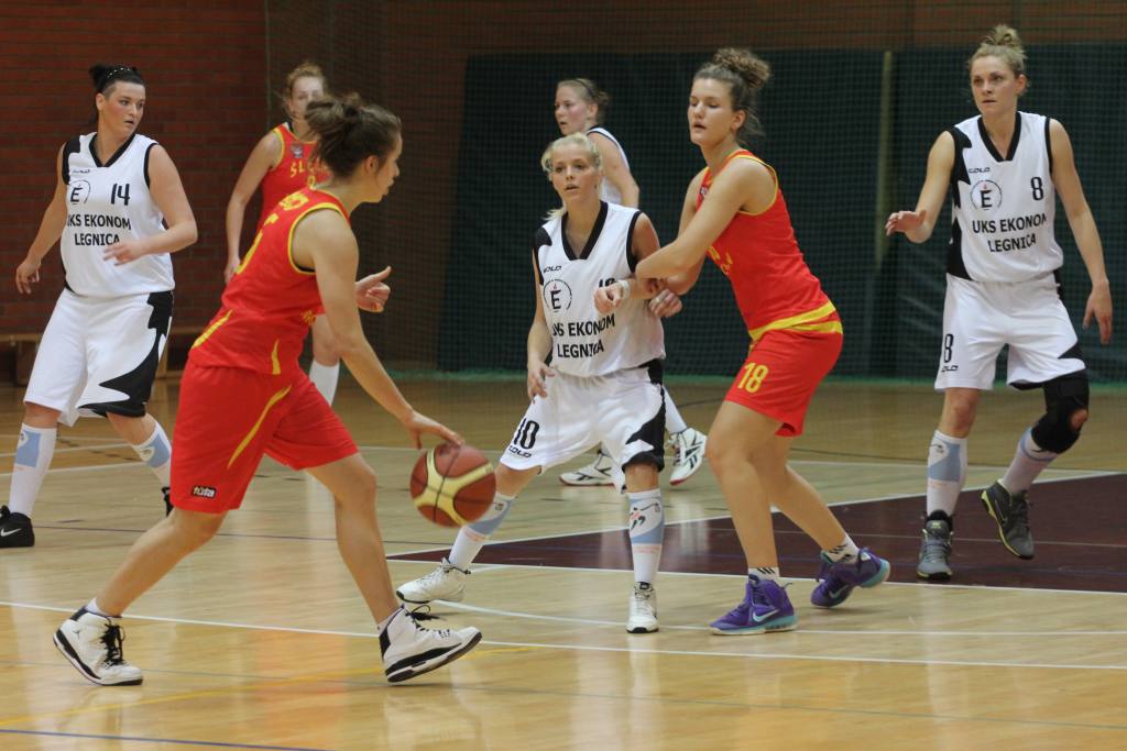 UKS Ekonom przegrał, ale wstydu nie przyniósł