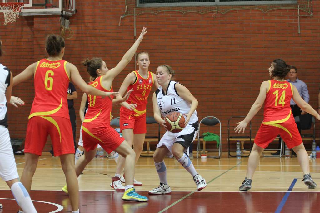 UKS Ekonom przegrał, ale wstydu nie przyniósł