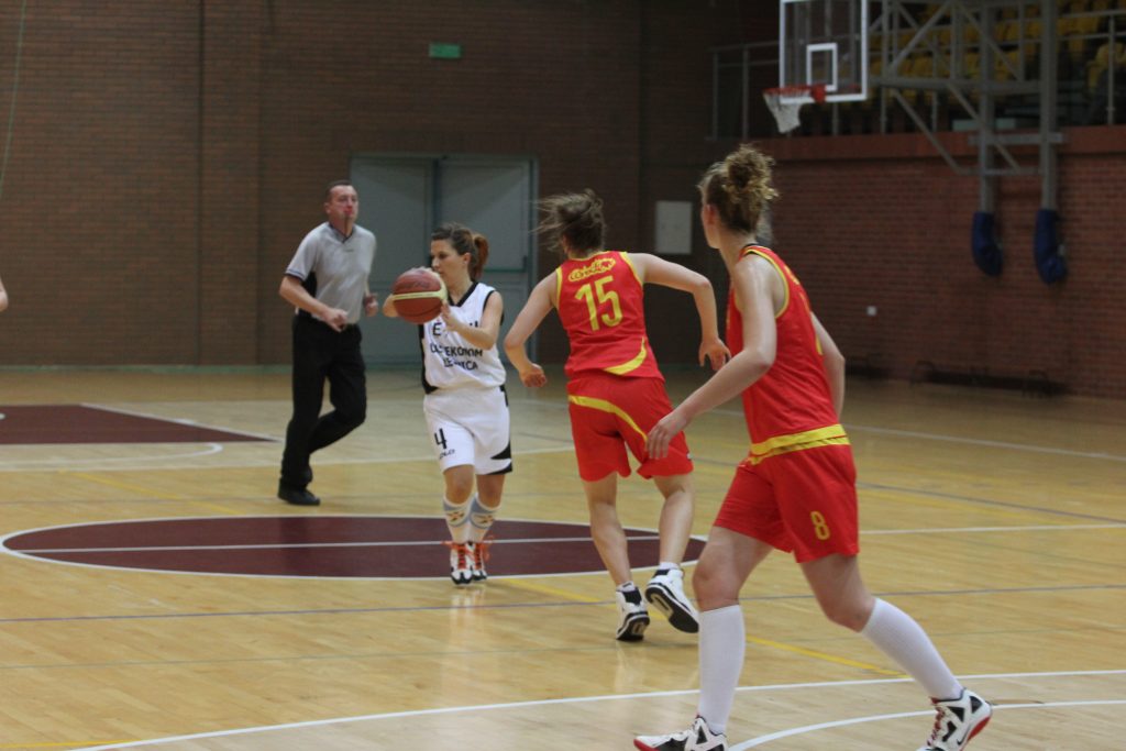 UKS Ekonom przegrał, ale wstydu nie przyniósł