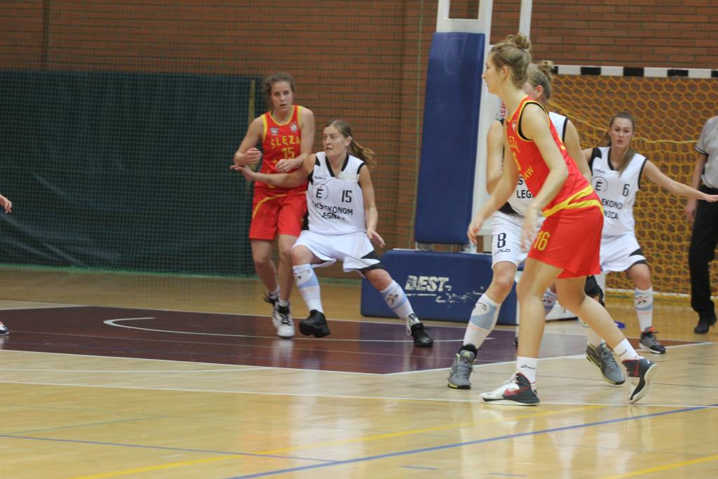 UKS Ekonom przegrał, ale wstydu nie przyniósł