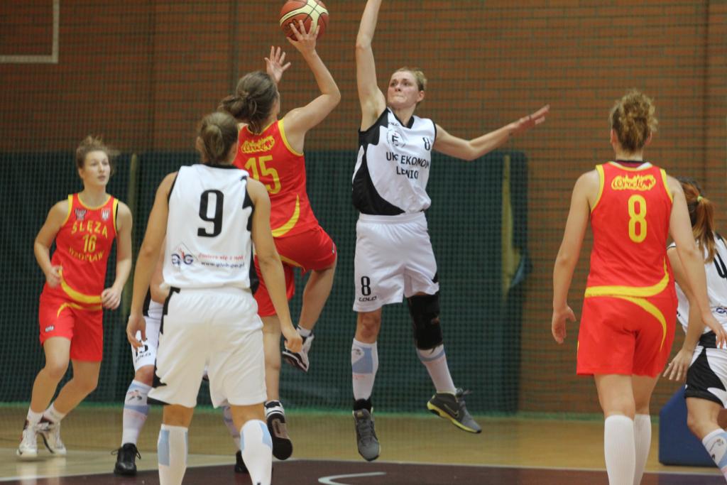 UKS Ekonom przegrał, ale wstydu nie przyniósł