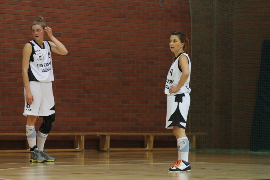 UKS Ekonom przegrał, ale wstydu nie przyniósł