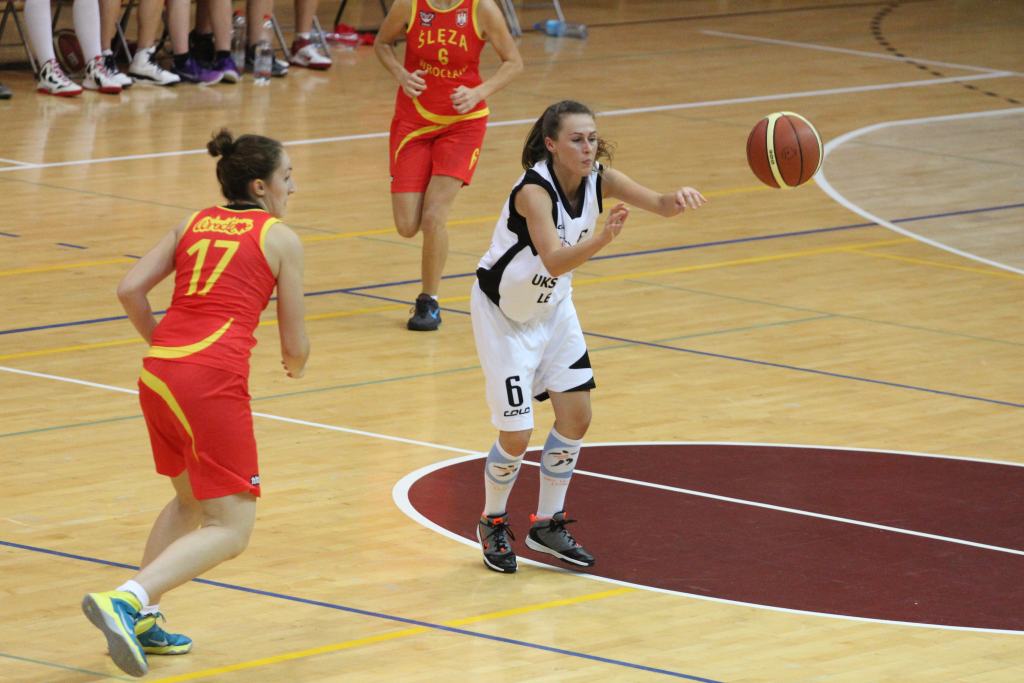 UKS Ekonom przegrał, ale wstydu nie przyniósł