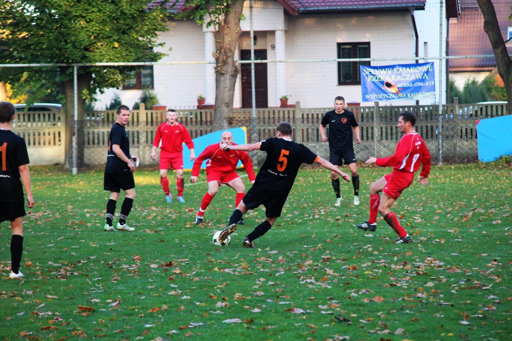Okręgówka: KS Legnickie Pole  -  Zryw 3:2