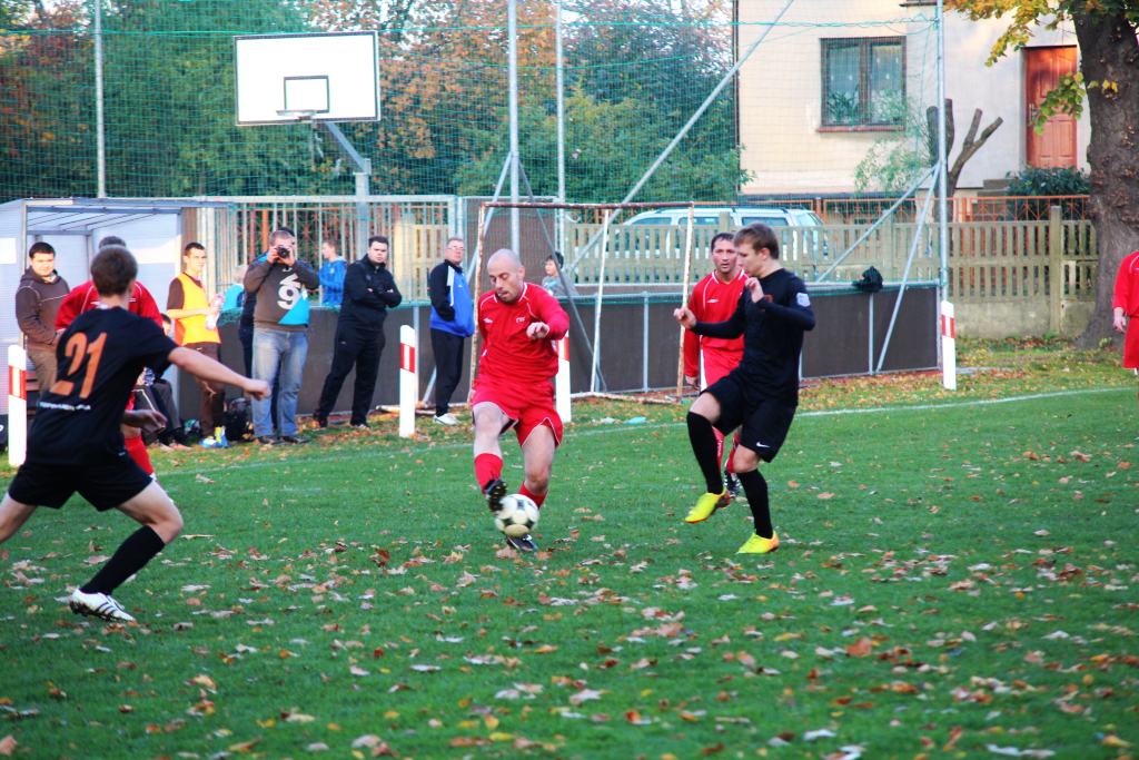 Okręgówka: KS Legnickie Pole  -  Zryw 3:2