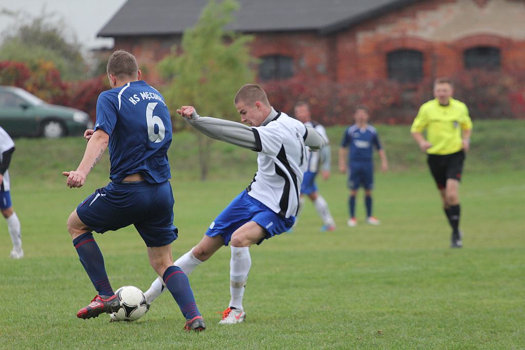 Klas A: Albatros - GKS Męcinka 0:3