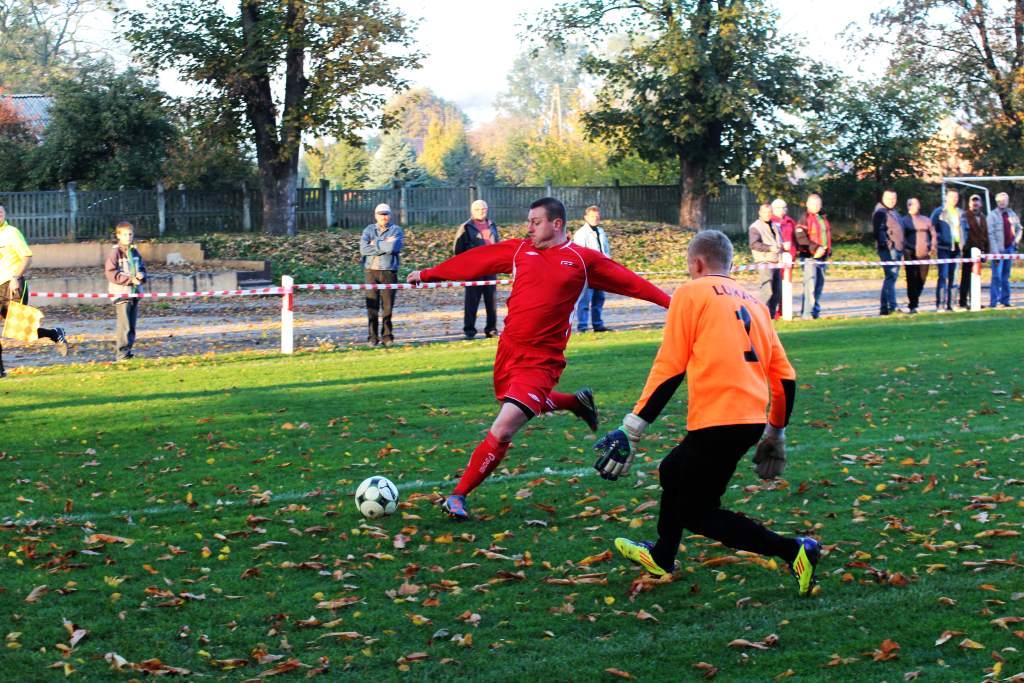 Okręgówka: KS Legnickie Pole  -  Zryw 3:2