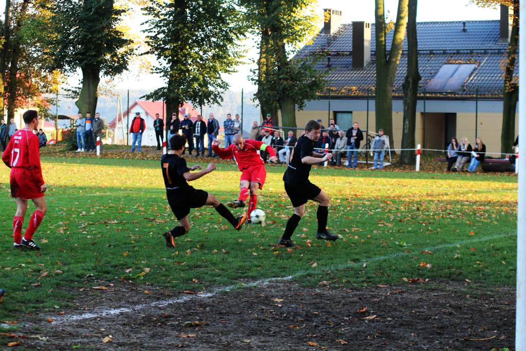 Okręgówka: KS Legnickie Pole  -  Zryw 3:2