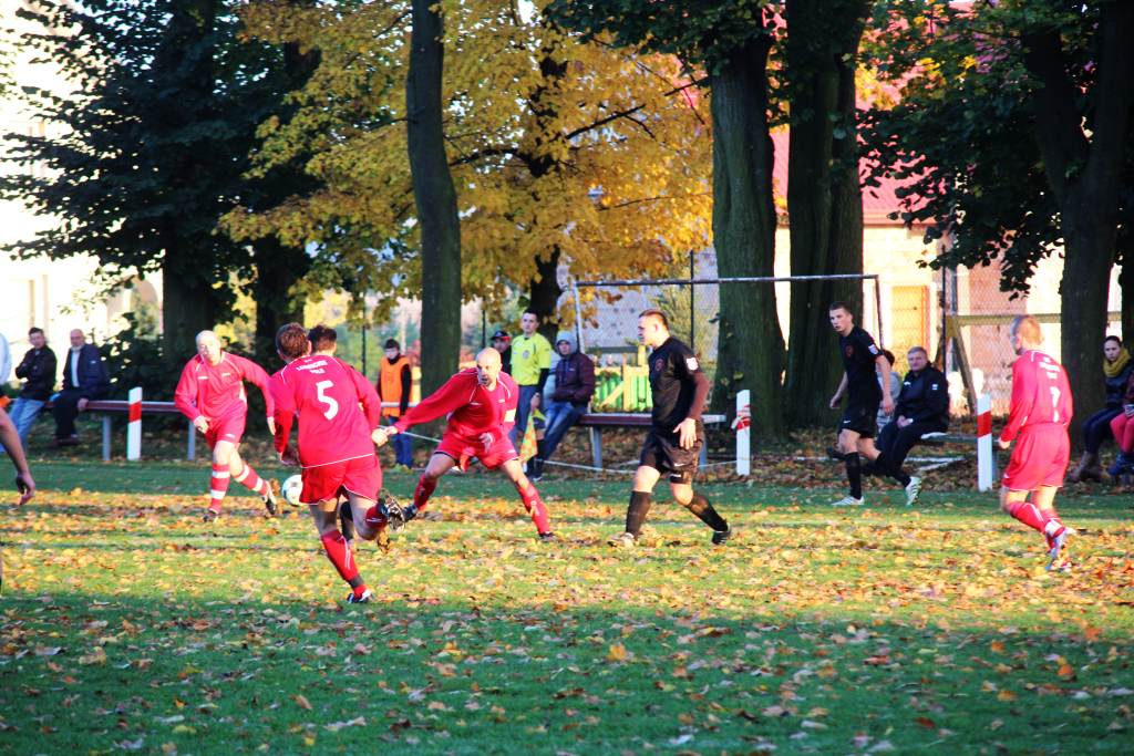 Okręgówka: KS Legnickie Pole  -  Zryw 3:2
