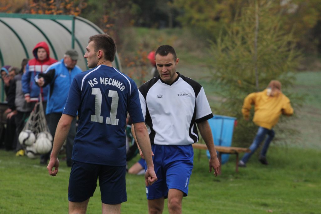 Klas A: Albatros - GKS Męcinka 0:3
