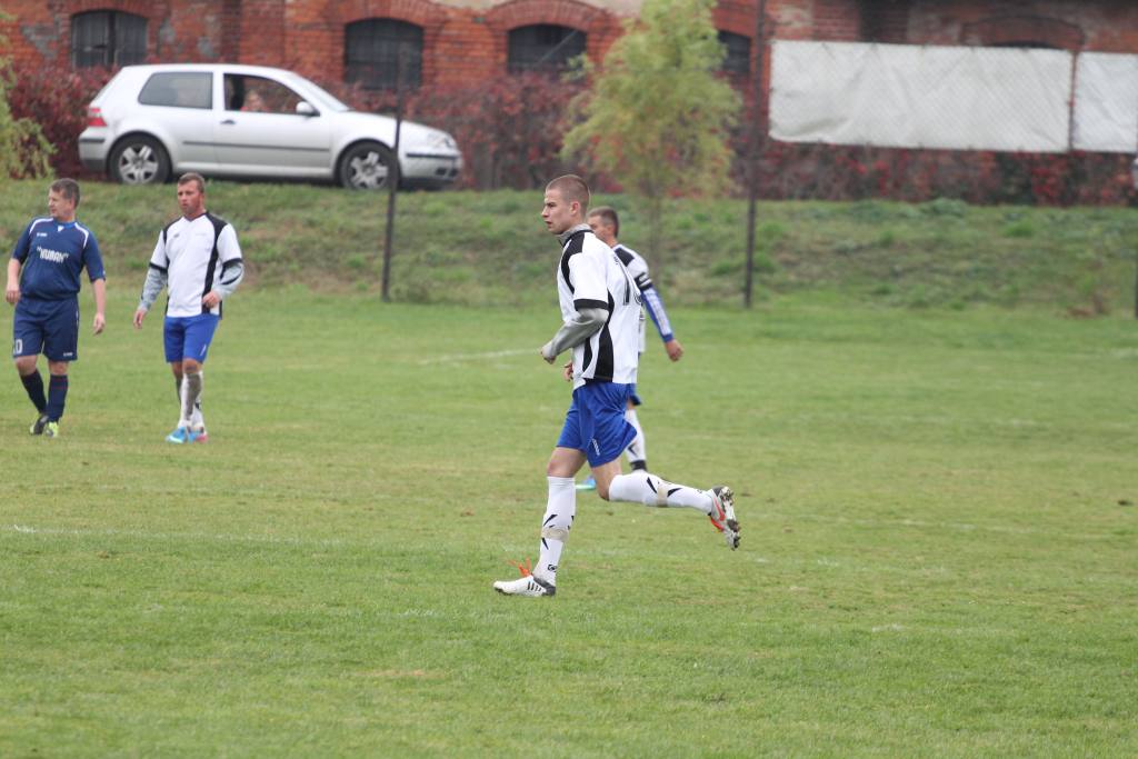 Klas A: Albatros - GKS Męcinka 0:3