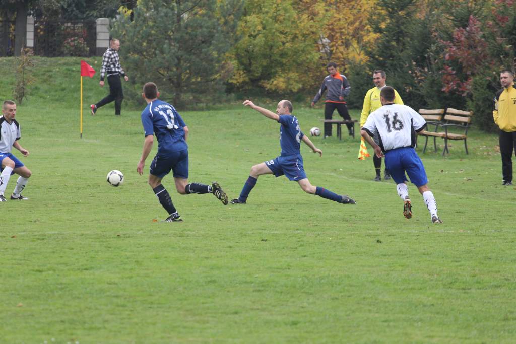 Klas A: Albatros - GKS Męcinka 0:3