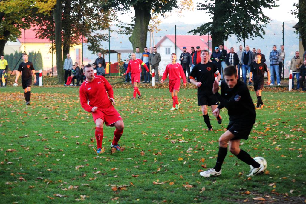Okręgówka: KS Legnickie Pole  -  Zryw 3:2