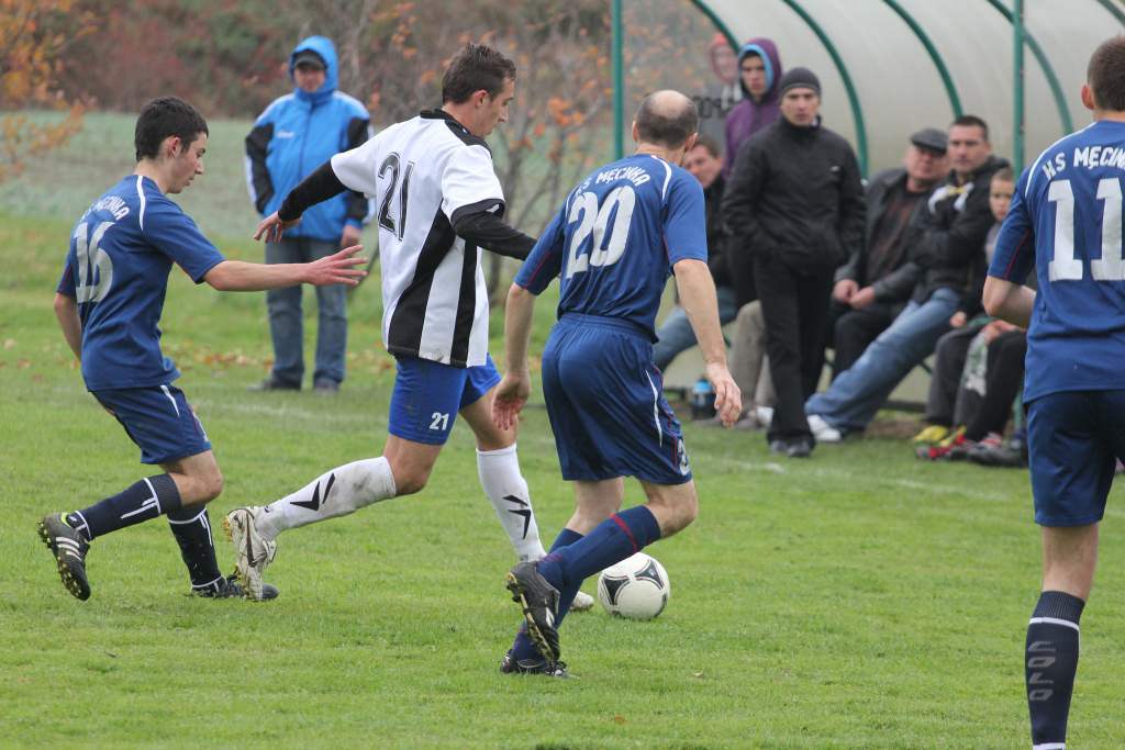 Klas A: Albatros - GKS Męcinka 0:3