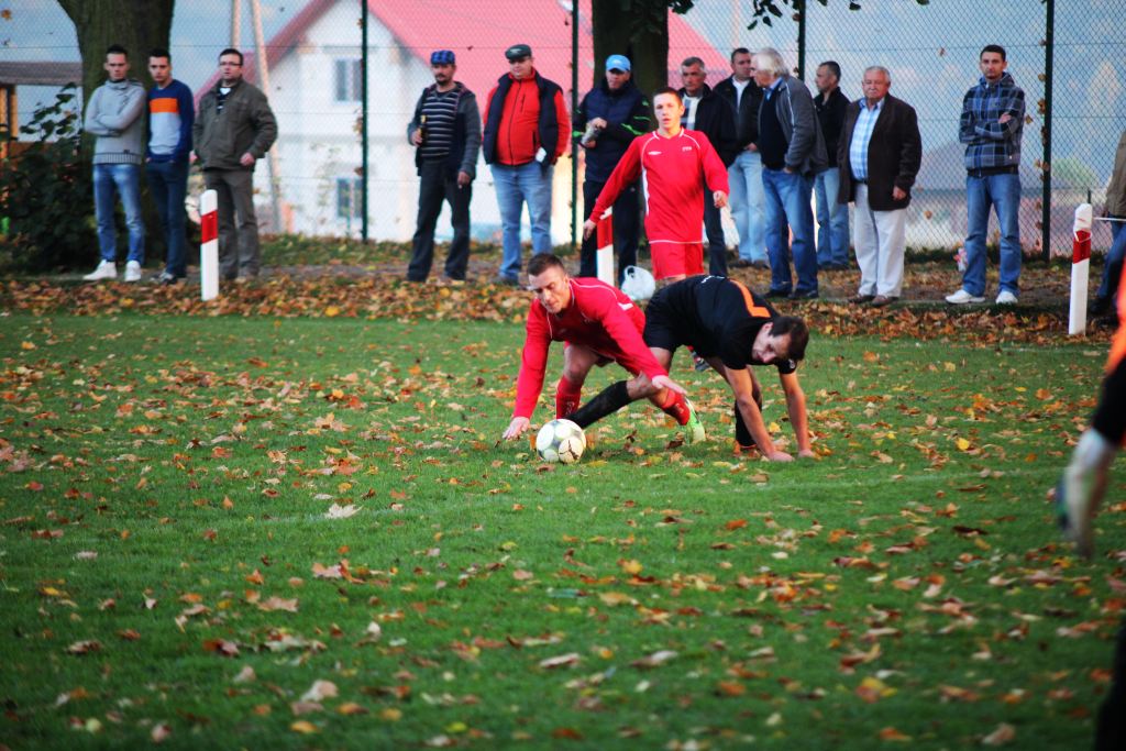 Okręgówka: KS Legnickie Pole  -  Zryw 3:2