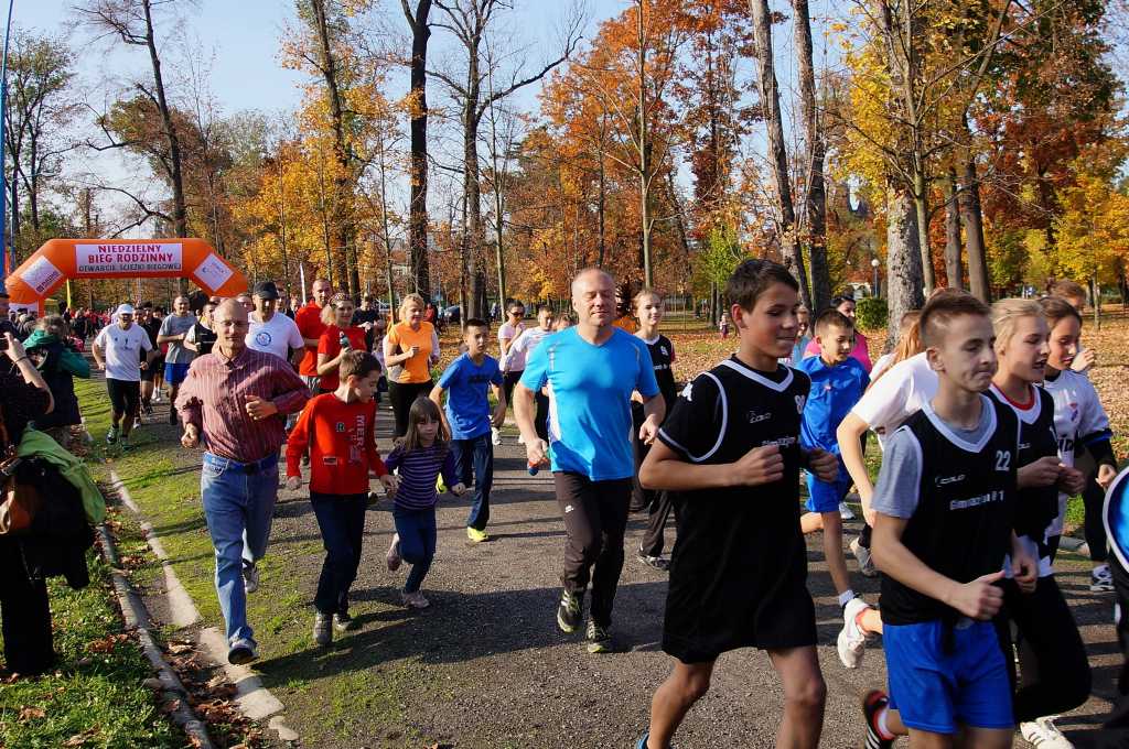 Niedzielny Bieg Rodzinny - Otwarcie Ścieżki Biegowej