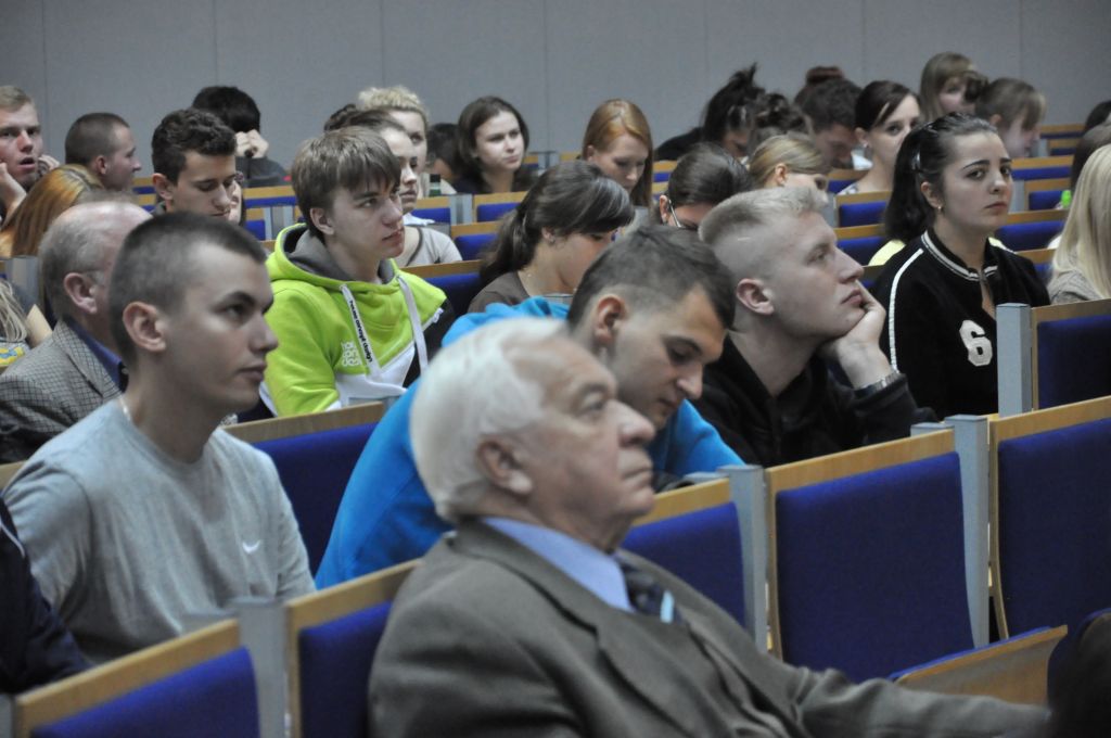 O systemie zarządzania kryzysowego w PWSZ