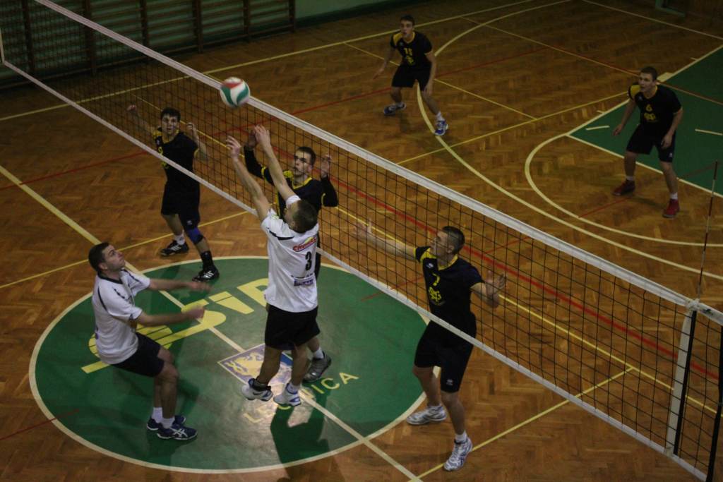 MUKS Ikar Legnica - MKS Rosiek Syców 3:1