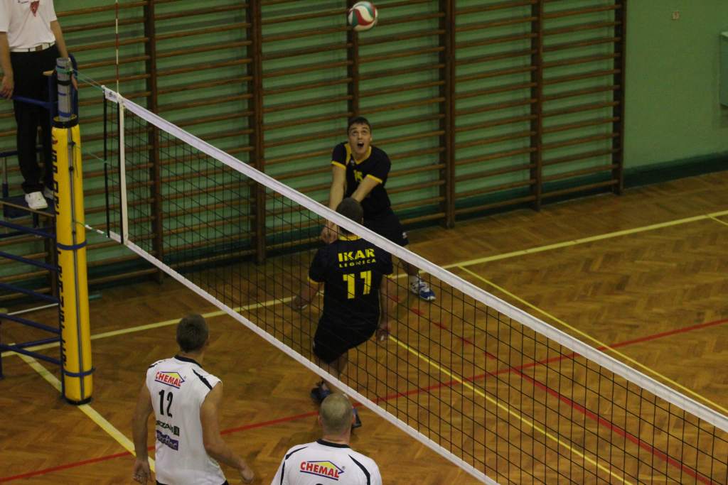 MUKS Ikar Legnica - MKS Rosiek Syców 3:1