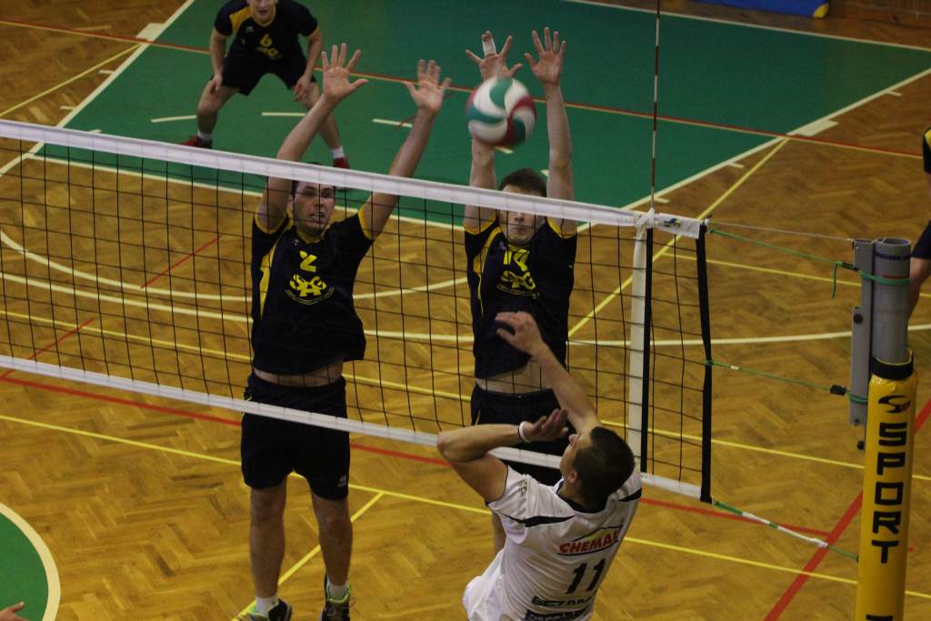 MUKS Ikar Legnica - MKS Rosiek Syców 3:1