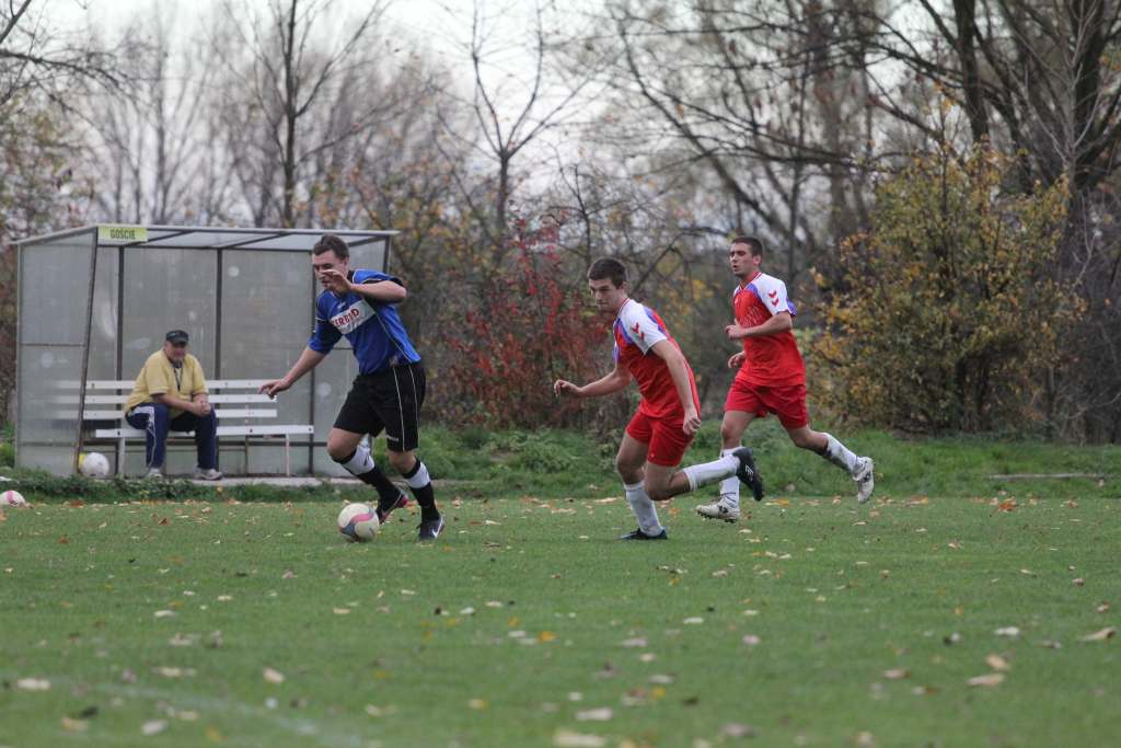 Klasa B: Błękitni - Victoria 7:0