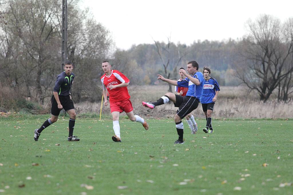 Klasa B: Błękitni - Victoria 7:0