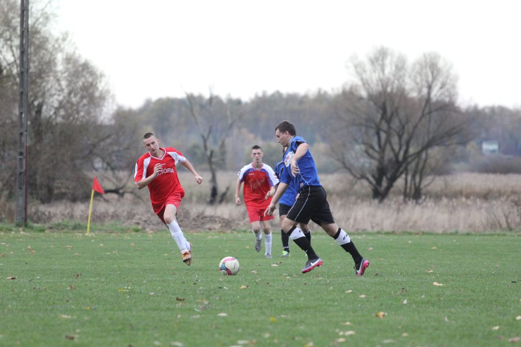 Klasa B: Błękitni - Victoria 7:0