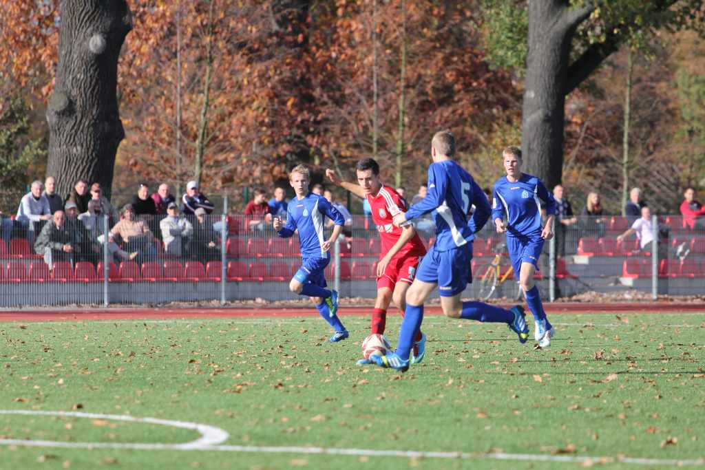 LCJ : Miedź Legnica - Ruch Chorzów 1:1