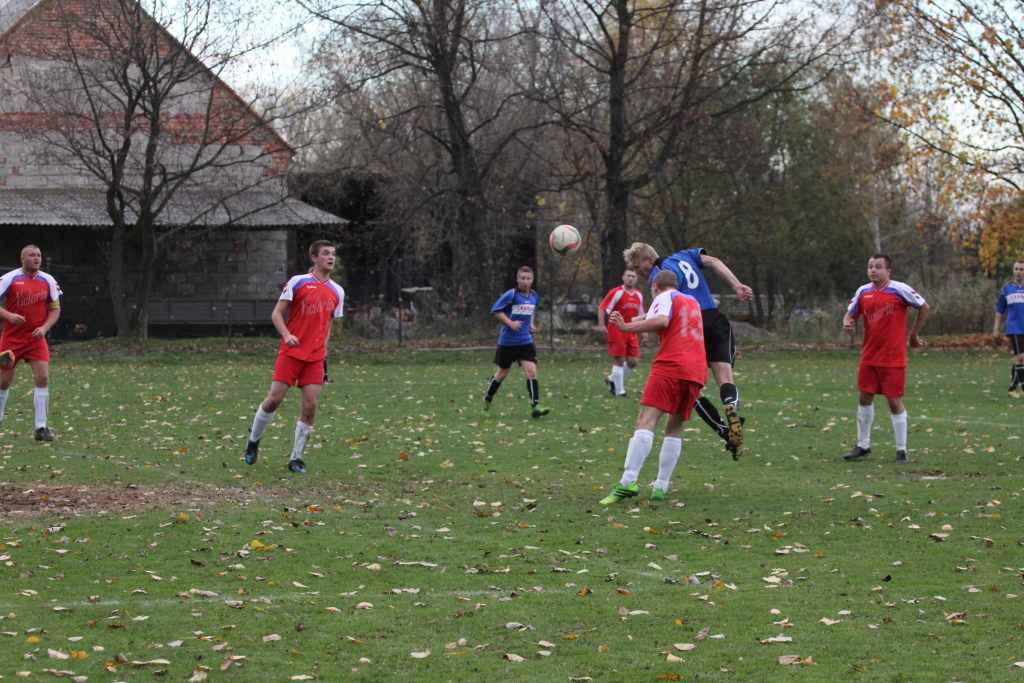 Klasa B: Błękitni - Victoria 7:0
