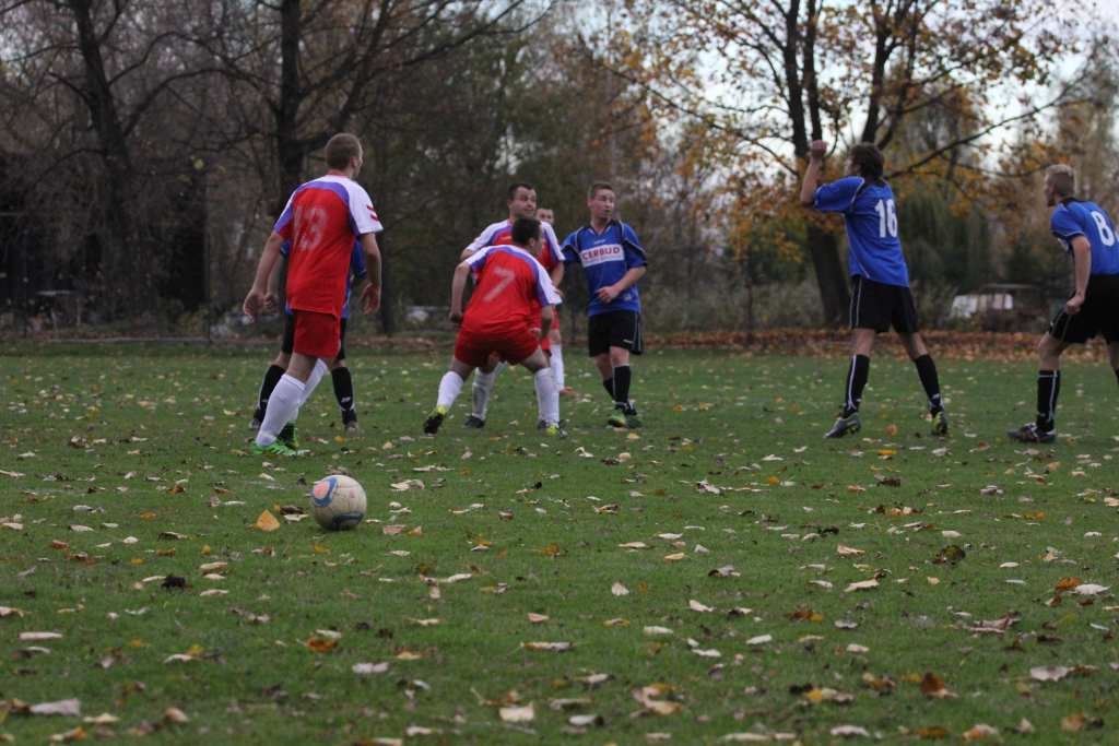 Klasa B: Błękitni - Victoria 7:0