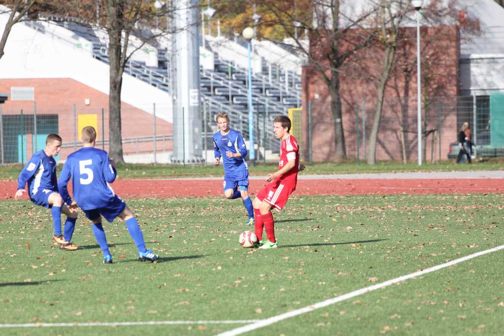 LCJ : Miedź Legnica - Ruch Chorzów 1:1