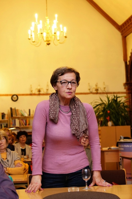 „Mieć biust jak C.C.