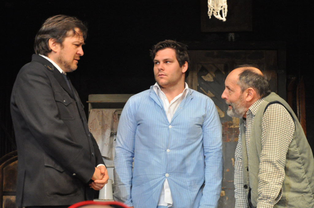 Zabijanie Gomułki na deskach legnickiego teatru