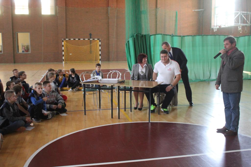 Mistrz Świata w rzucie młotem odwiedził legnicką szkołę