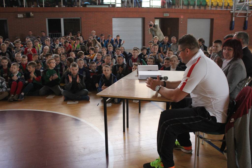Mistrz Świata w rzucie młotem odwiedził legnicką szkołę
