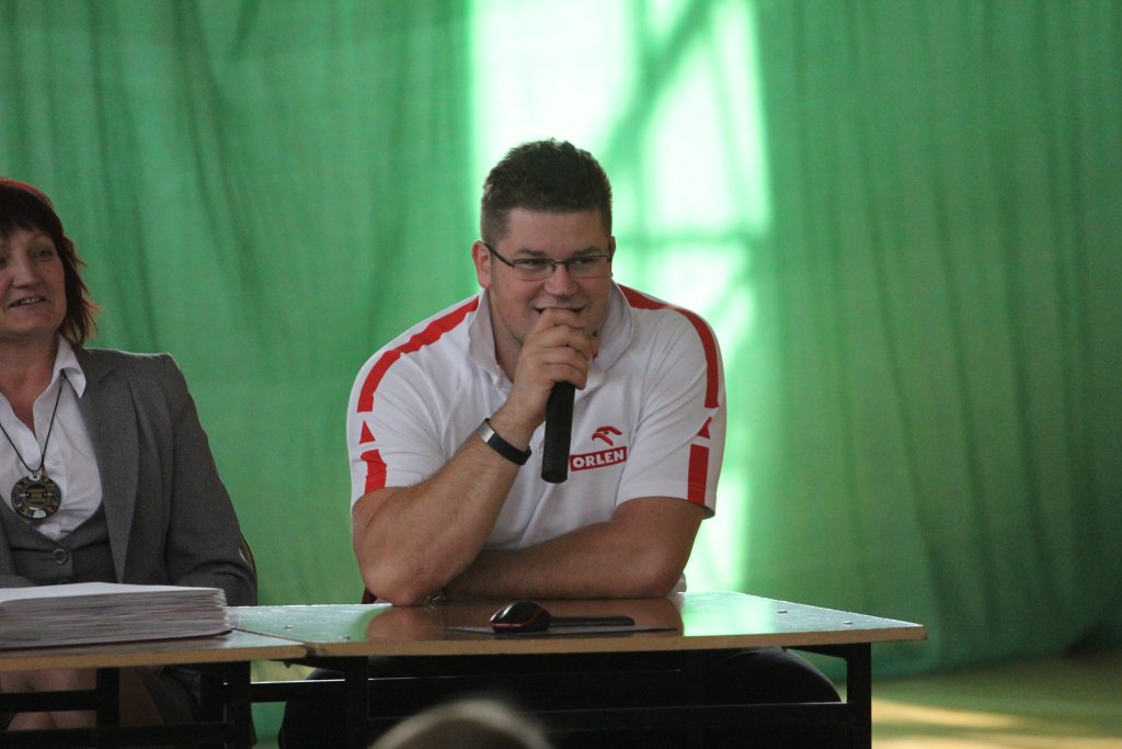 Mistrz Świata w rzucie młotem odwiedził legnicką szkołę