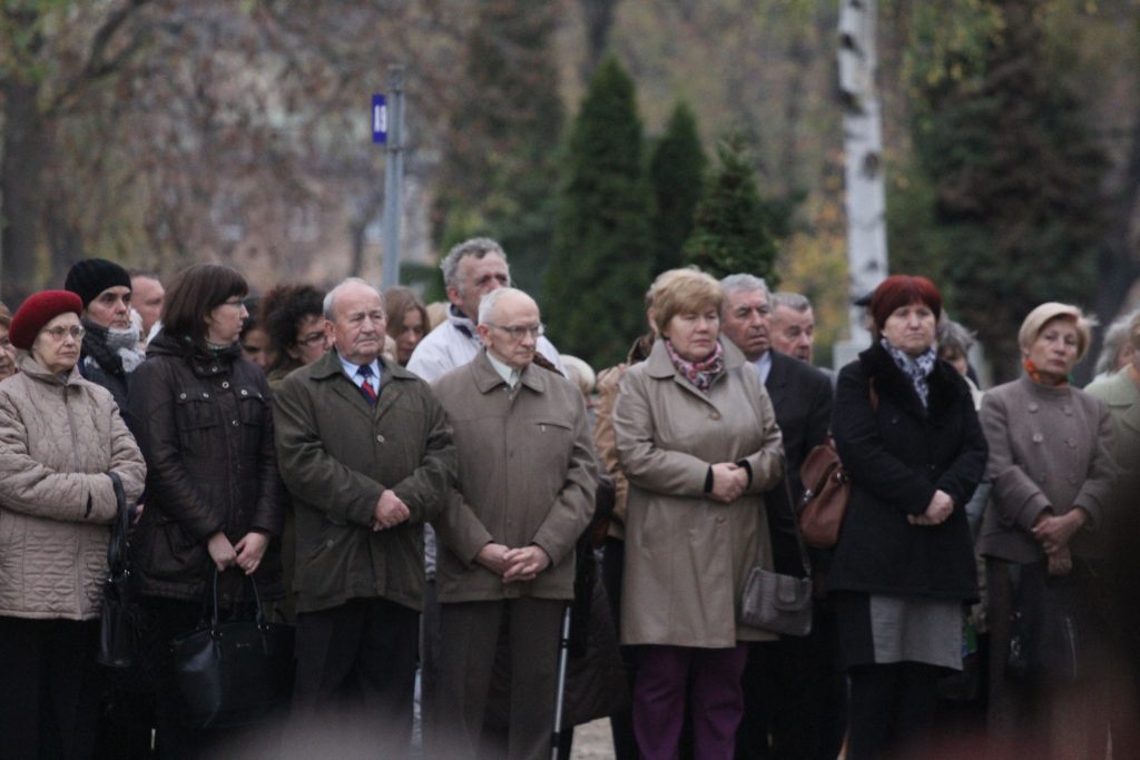 Msza Święta na legnickim cmentarzu
