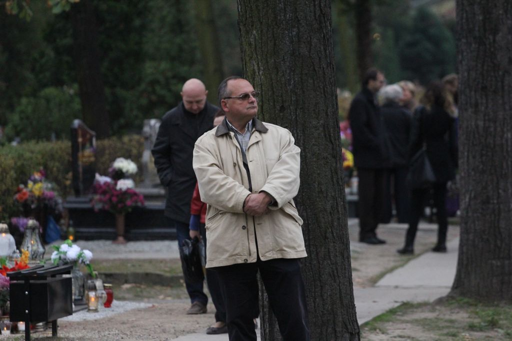Msza Święta na legnickim cmentarzu
