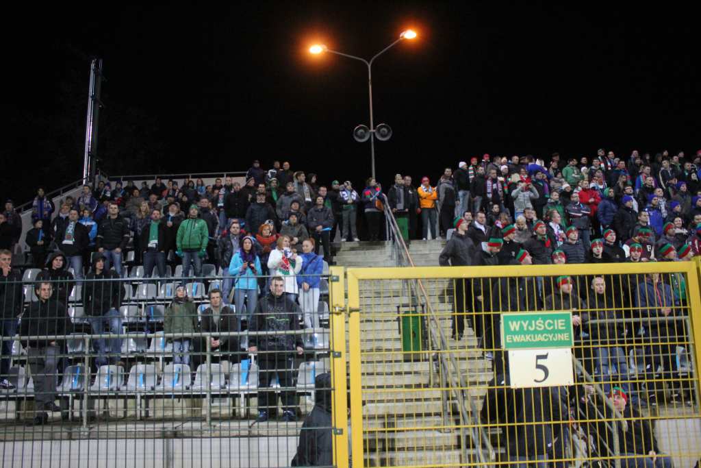 Stadion im. Orła Białego z kompletem publiczności