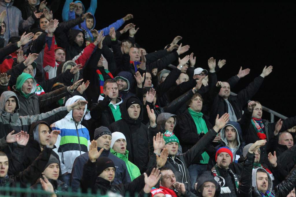 Stadion im. Orła Białego z kompletem publiczności