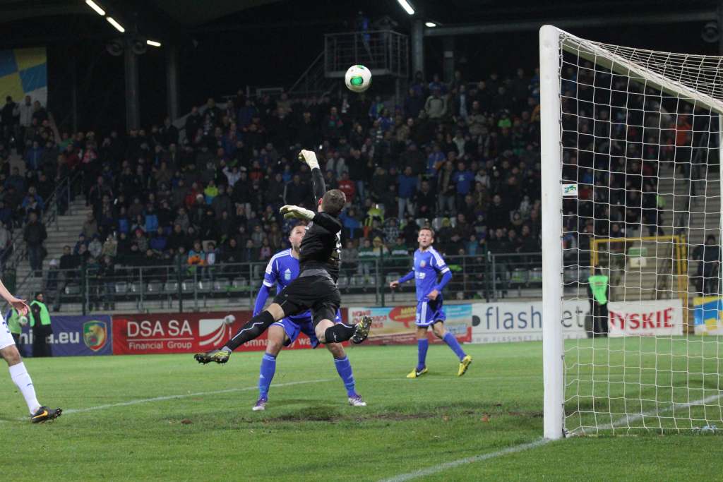 Sensacja! Miedzianka wykoleiła Lecha!