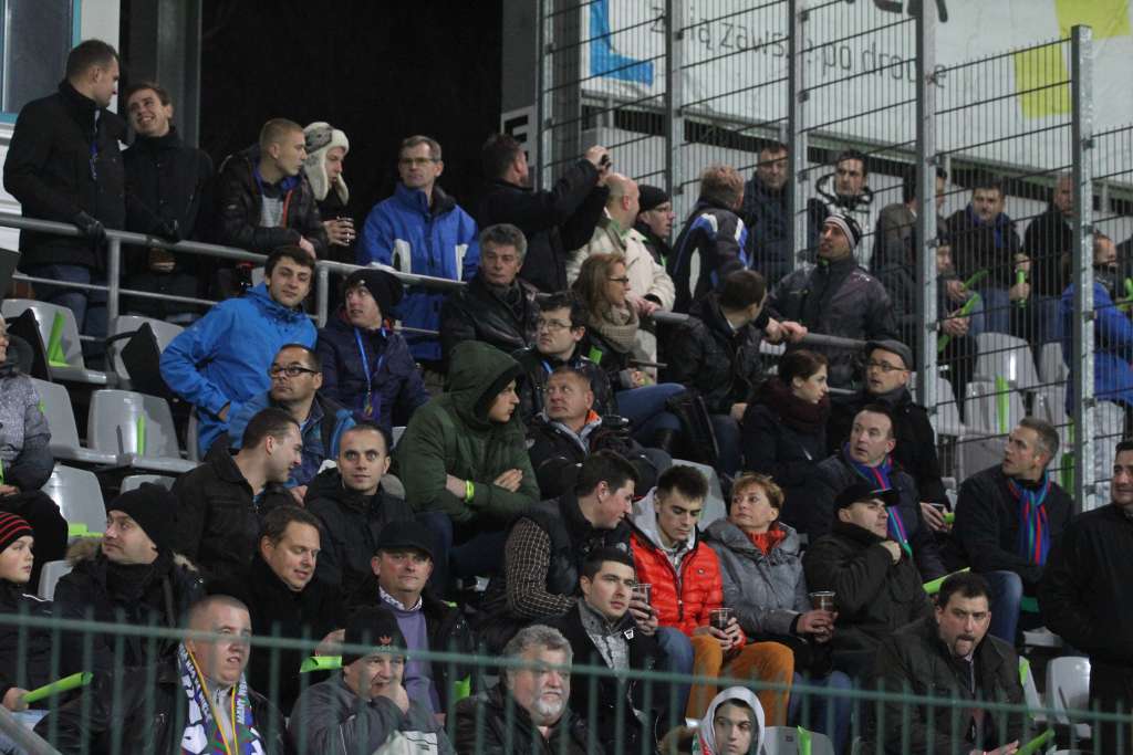 Stadion im. Orła Białego z kompletem publiczności