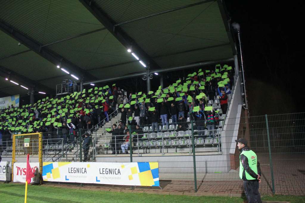 Stadion im. Orła Białego z kompletem publiczności