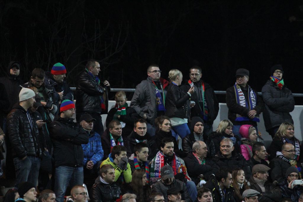 Stadion im. Orła Białego z kompletem publiczności