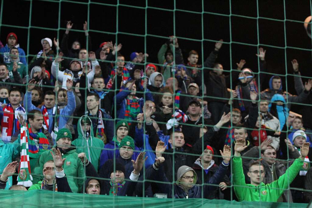 Stadion im. Orła Białego z kompletem publiczności