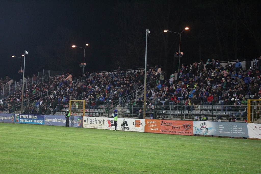 Stadion im. Orła Białego z kompletem publiczności