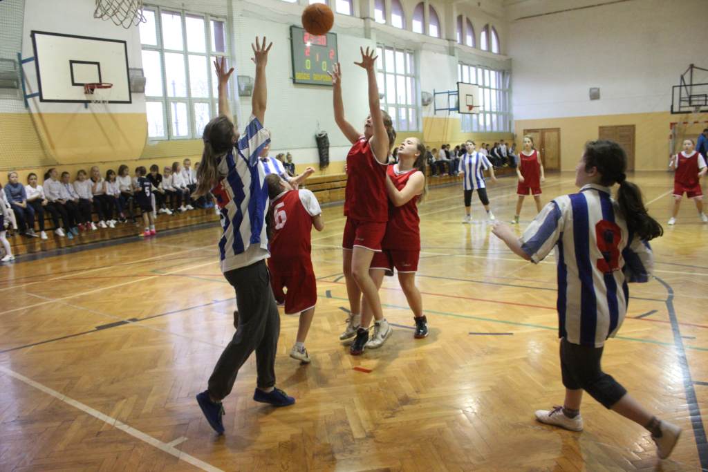 Koszykarki rywalizują o mistrzostwo Legnicy